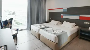 Nicholas Color Hotel
