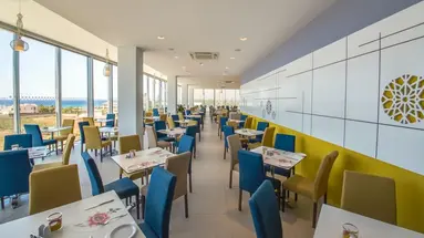 Nicholas Color Hotel