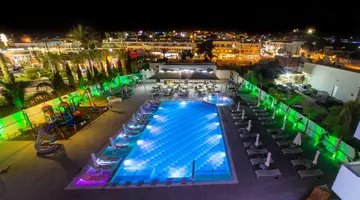Nicholas Color Hotel