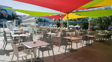 Nicholas Color Hotel