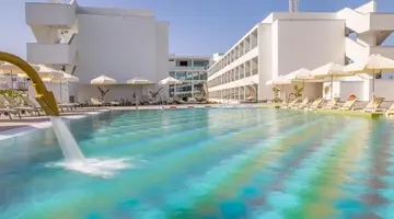 Nicholas Color Hotel