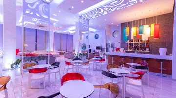 Nicholas Color Hotel