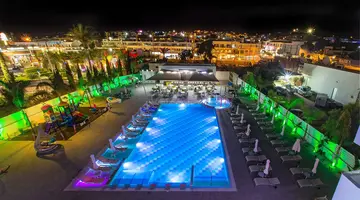 Nicholas Color Hotel