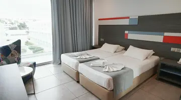 Nicholas Color Hotel