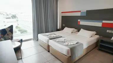 Nicholas Color Hotel