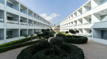 Nicholas Color Hotel