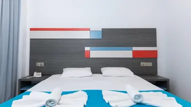 Nicholas Color Hotel