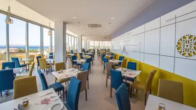 Nicholas Color Hotel