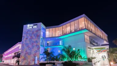 Nicholas Color Hotel