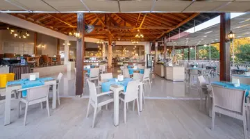 NICHOLAS PARK HOTEL