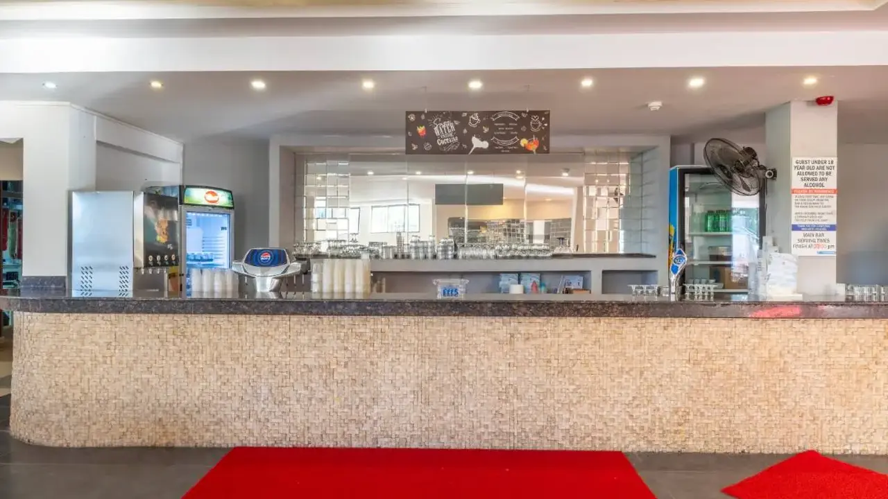 NICHOLAS PARK HOTEL