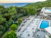 NICHOLAS PARK HOTEL