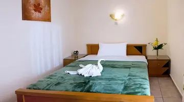 Nicolas Hotel