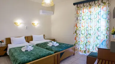Nicolas Hotel