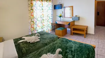 Nicolas Hotel