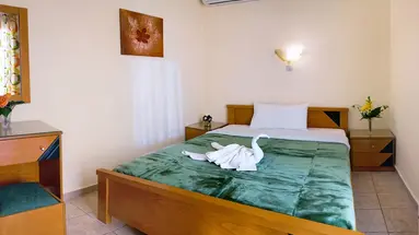 Nicolas Hotel