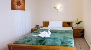 Nicolas Hotel
