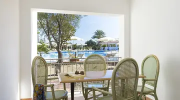 Nicolaus Club Quattro Lune Resort