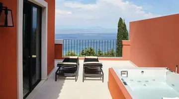 Nido, Mar-Bella Collection