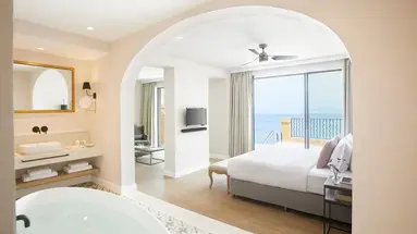 Nido, Mar-Bella Collection