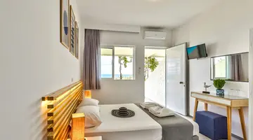 Niforeika Beach