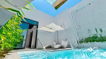 NIkki Beach Resort & Spa