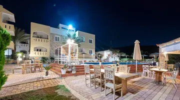 Nikos Apartments