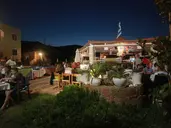 Nikos Apartments