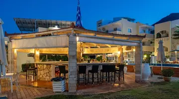 Nikos Apartments