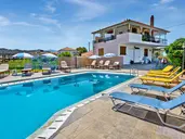 Nikos Studios