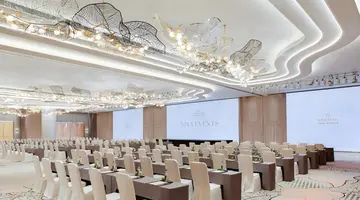 Nina Hotel Tsuen Wan West (Formerly L'hotel Nina e