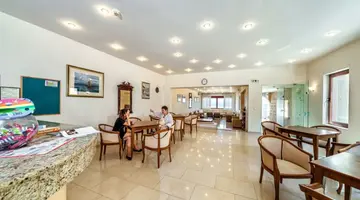 Niros Beach Front Apart Hotel