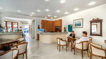 Niros Beach Front Apart Hotel