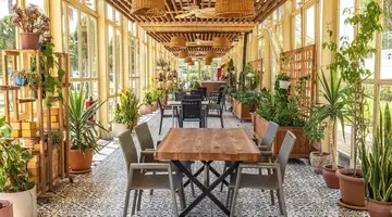 Nirvana Cosmopolitan (ex Kervansaray Lara)