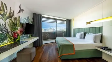 Nirvana Cosmopolitan (ex Kervansaray Lara)