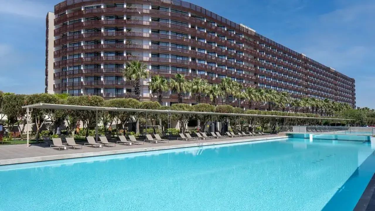 Nirvana Cosmopolitan (ex Kervansaray Lara)