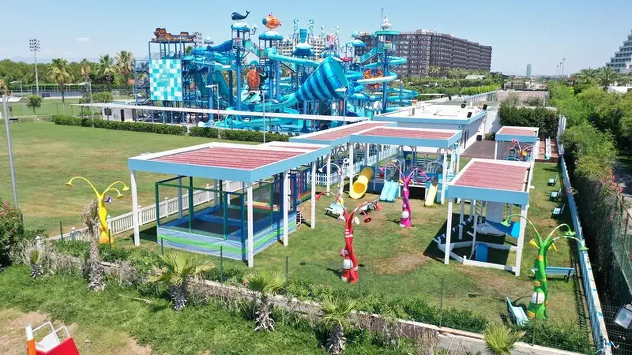 Nirvana Cosmopolitan (ex Kervansaray Lara)