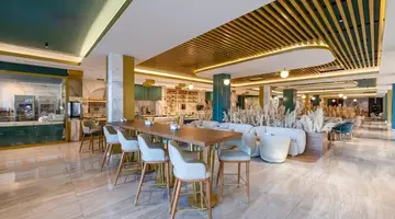 Nirvana Cosmopolitan (ex Kervansaray Lara)