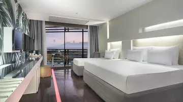 Nirvana Cosmopolitan