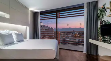 NIRVANA COSMOPOLITAN