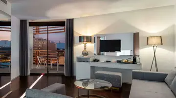NIRVANA COSMOPOLITAN