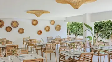 Nissi Park Hotel