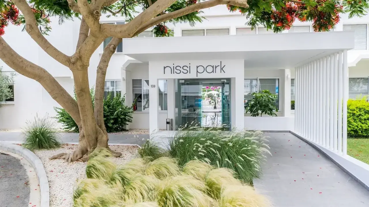 Nissi Park Hotel
