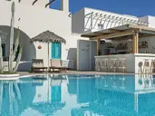 Nissia Apartments & Suites