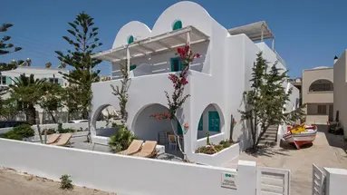 Nissia Apartments & Suites