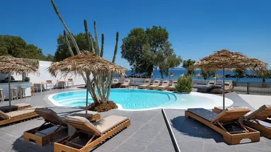 Nissia Beach Apartments and Suites