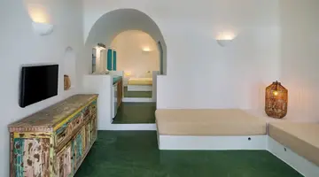 Nissia Beach Apartments and Suites