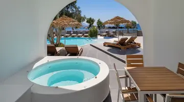 Nissia Beach Apartments and Suites