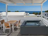 Nissia Beach Apartments and Suites