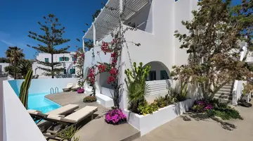 Nissia Beach Apartments and Suites